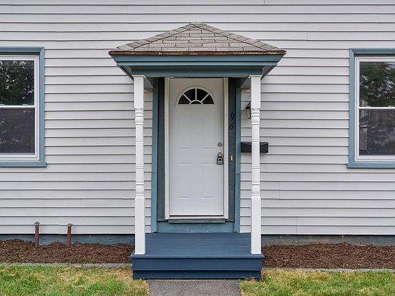 4th image of 96 Ridgeland Avenue
