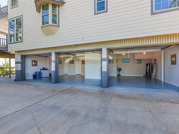 4th image of 237 Sandy Shores Dr