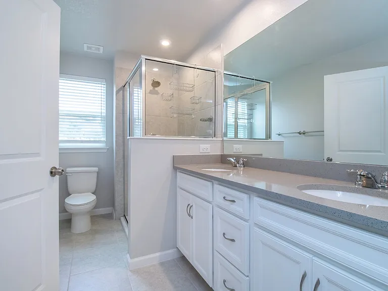 11518 Rolling Green Dr — Photo 32
