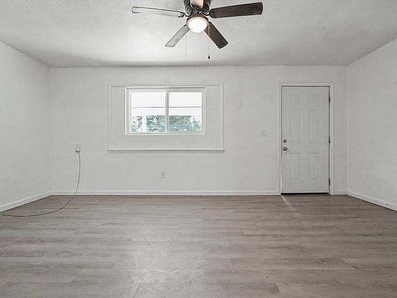 4th image of 1717 W Webster Street