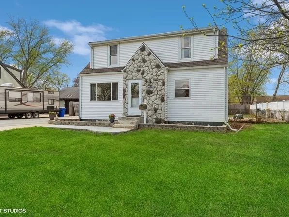 14532 Kolmar Ave, Midlothian, IL 60445