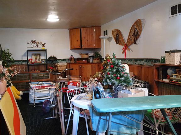 3rd image of 6238 N Santa Monica Blvd