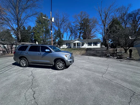 914 Danville Cir, Knoxville, TN 37923