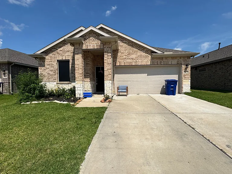 Baywatch Cir — Photo 6