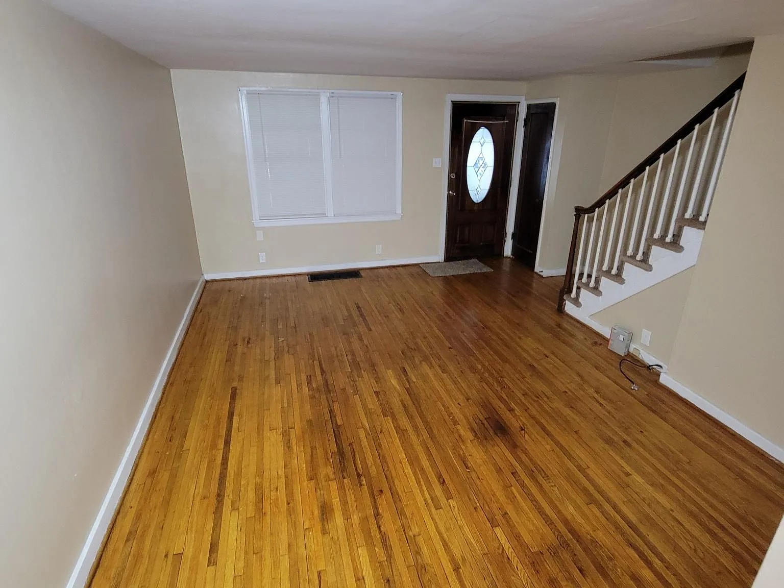 2254 Berryhill St — Photo 2