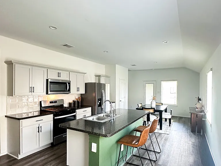 5330 Castlebury Meadows Dr — Photo 9