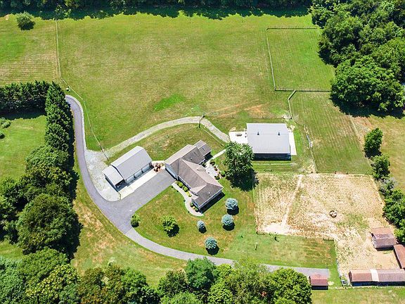 2nd image of 5751 Mountville Rd