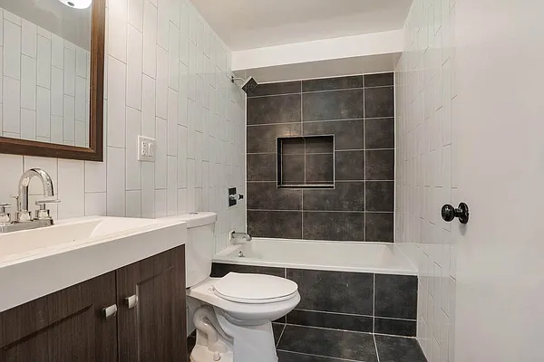 Rented by Compass | media 40