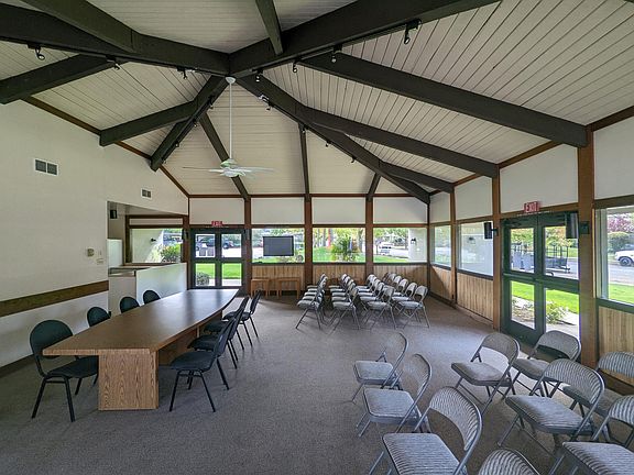 Reservable clubhouse
