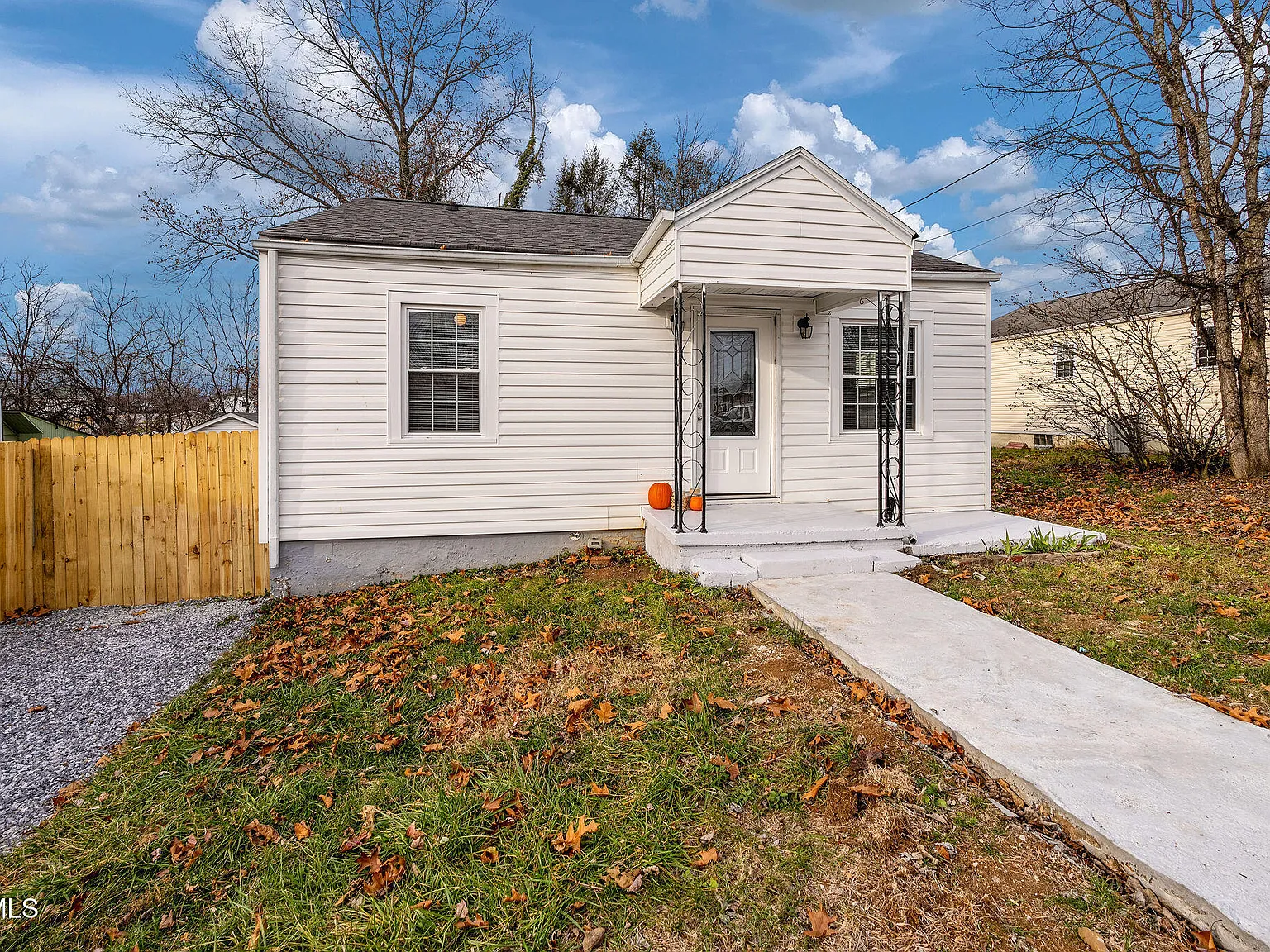 2 bed, 728 sqft, $1,425 — Photo 4