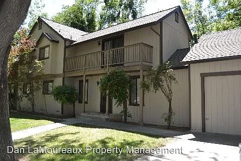 50 Walnut St photo 1