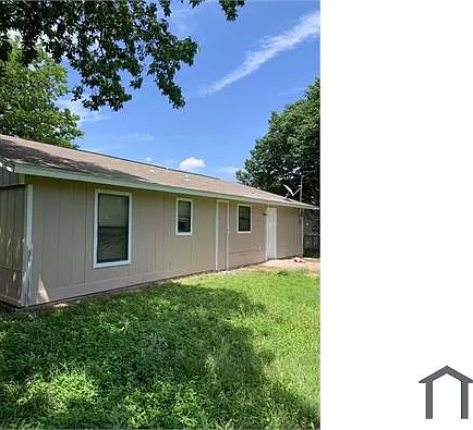 1109 Lindsey Cir — Photo 12