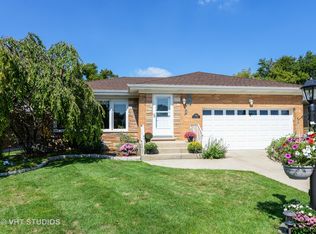 5660 N Kerbs Ave, Chicago, IL 60646