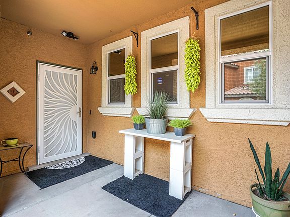 4th image of 601 Menaul Blvd NW Unit 1502