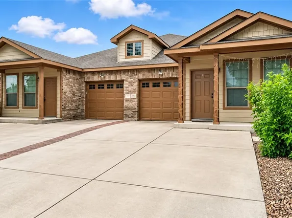 557 Creekside Cir, New Braunfels, TX 78130