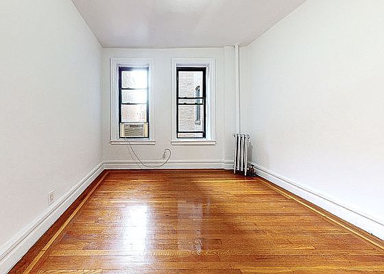 4th image of 4848 Broadway APT 3e