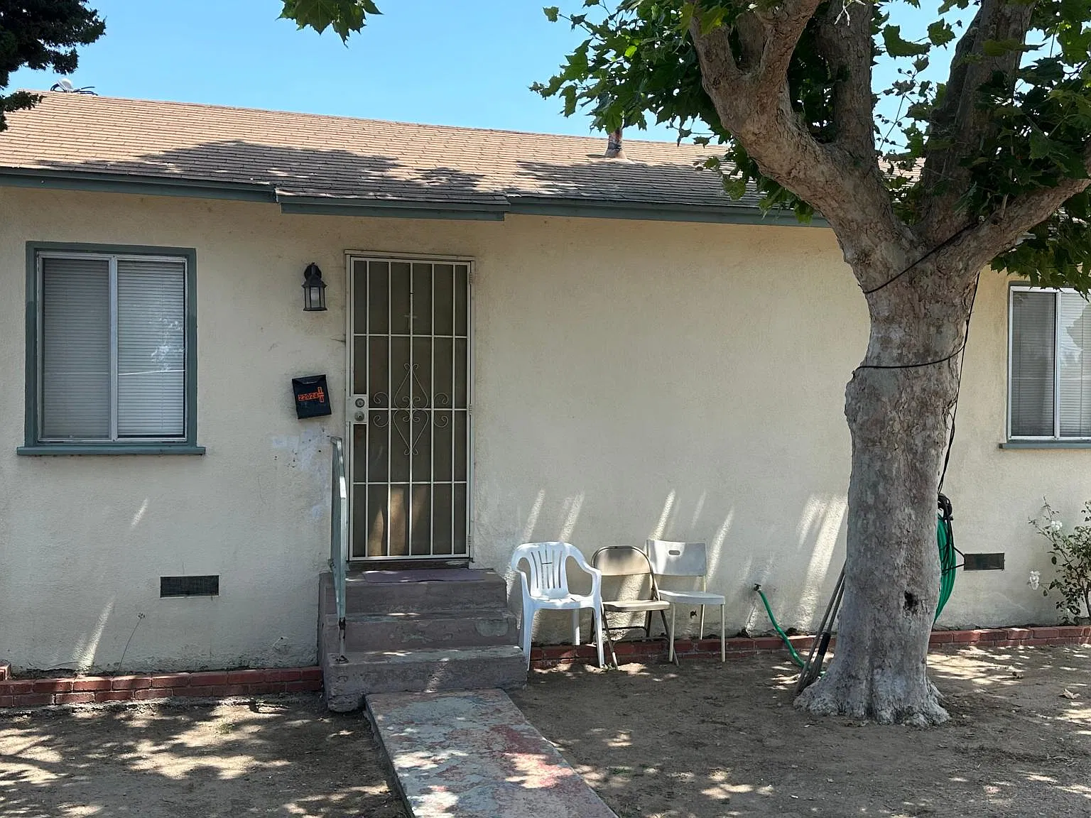 2 bed, 525 sqft, $2,600 — Photo 1