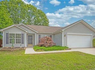 150 Golden Valley Dr #320, Mooresville, NC 28115