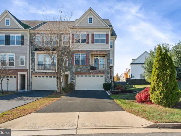 34 Pike Pl, Stafford, VA 22556