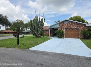 744 John Carroll Ln, West Melbourne, FL 32904