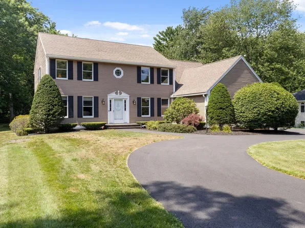 28 Scrimshaw Lane, Saco, ME 04072