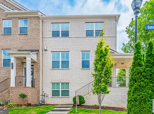 900 Sunset Park Dr, Suwanee, GA 30024