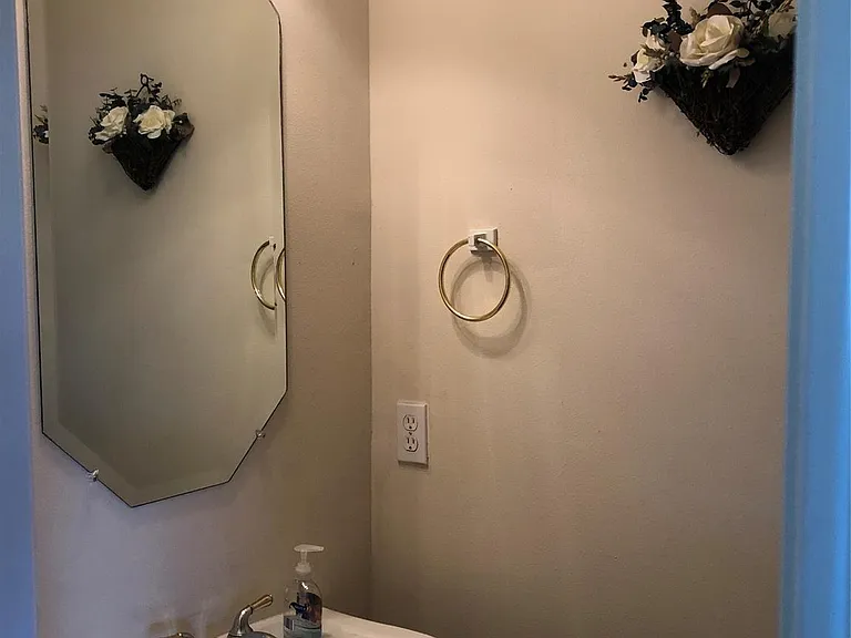 1602 Candleston Ln — Photo 27