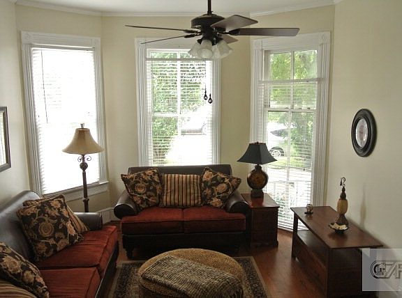 3rd image of 3824 Avenue O 1/2