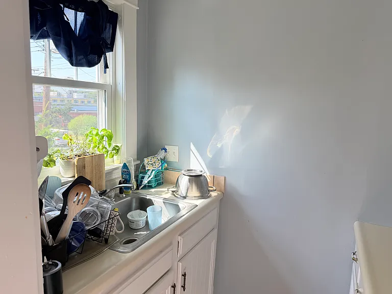 91 Grove St #2 — Photo 12