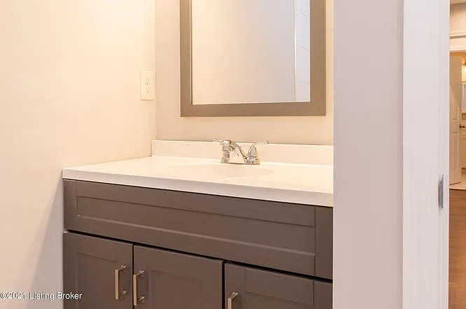 11502 Bellewood Garden Ct — Photo 29