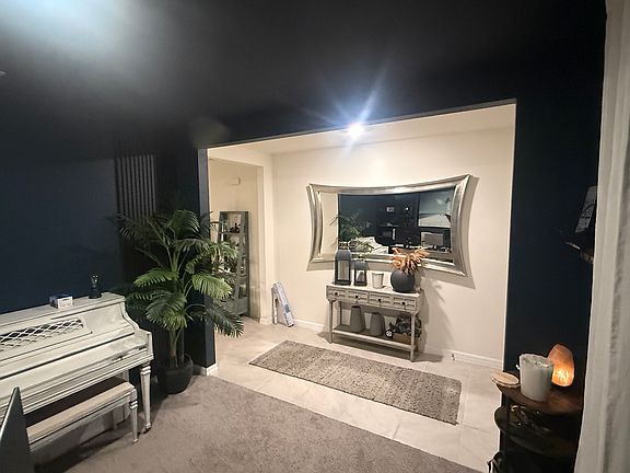 2nd image of 3743 Paragon Ln