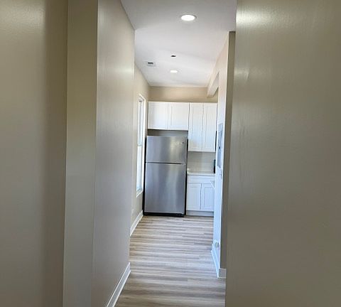 Back hallway to kitchen