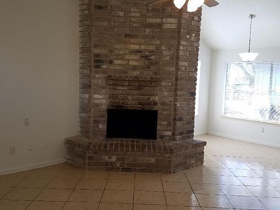 3rd image of 7303 Village Lake Dr
