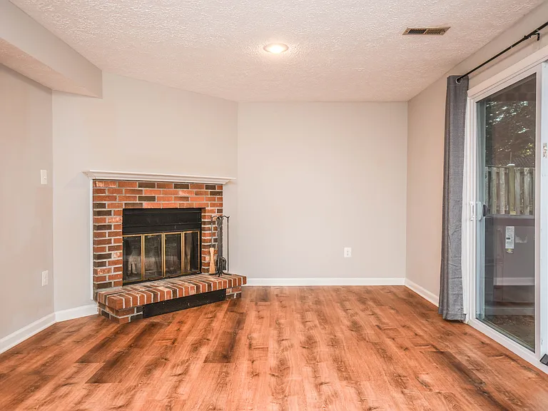27 Cross Country Ct — Photo 25