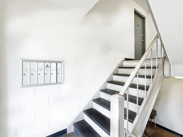 Pin Oak Manor Apartments — Photo 22