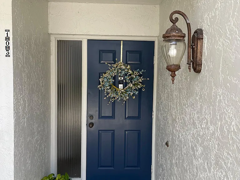 100 Pelican Pointe Dr #103 — Photo 7