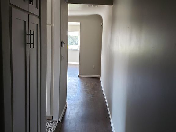4th image of 7532 Brighton Ave #7532