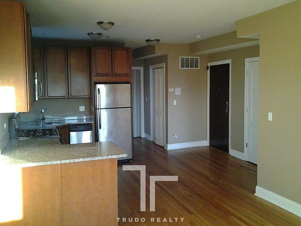 2nd image of 3727 N Kimball Ave #3
