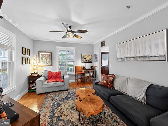 5th image of 113 Willis St