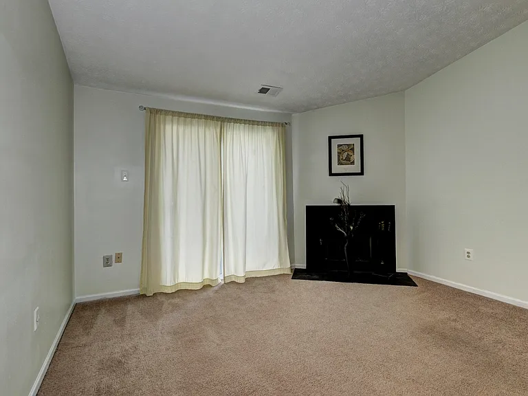 11431 Little Patuxent Pkwy #208 — Photo 4
