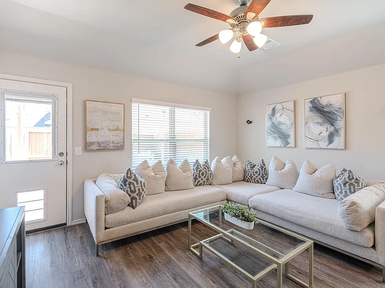 26106 Halwell Manor Ln — Photo 13