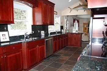 2nd image of 13705 Ridgewood Dr