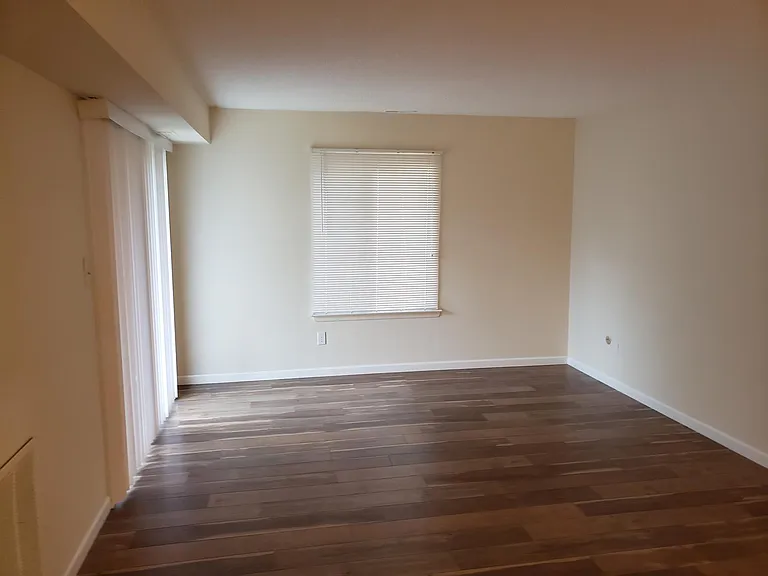 Living room/sliding door out on to patio