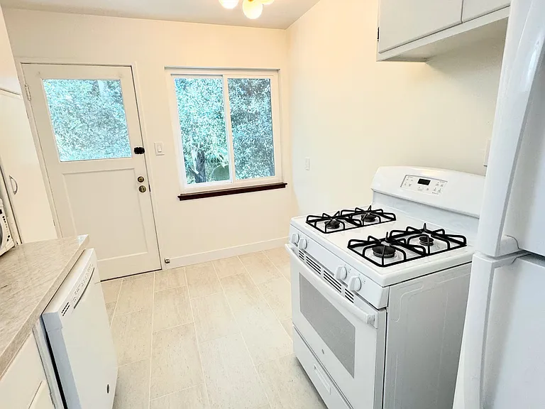 1503 Carmel Dr #1501 — Photo 11