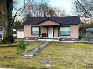 1510 McMinn Ave, Mt Pleasant, TX 75455