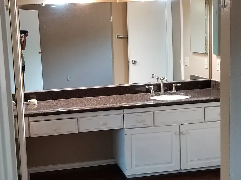 390 W Blaine St — Photo 17