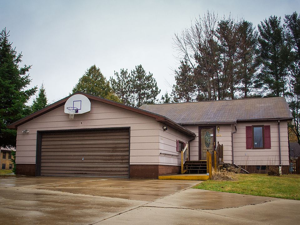 1st image of 3041 Parkdale Dr