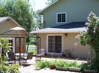 78672 Dowens Rd, Cottage Grove, OR 97424