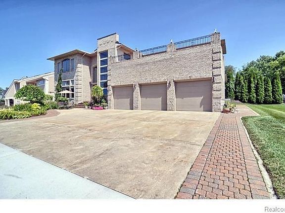 2nd image of 1071 Forest Bay Ct
