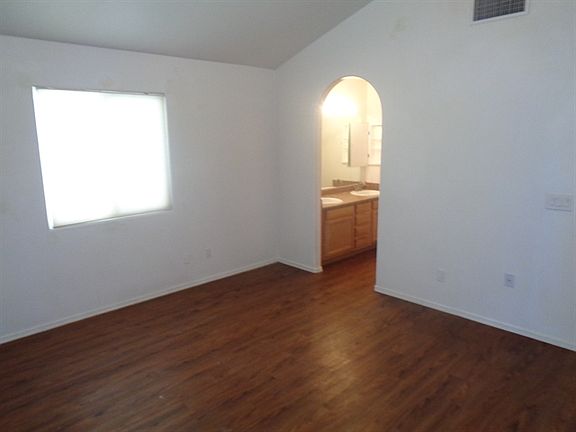 5th image of 1458 W Kennington Ave